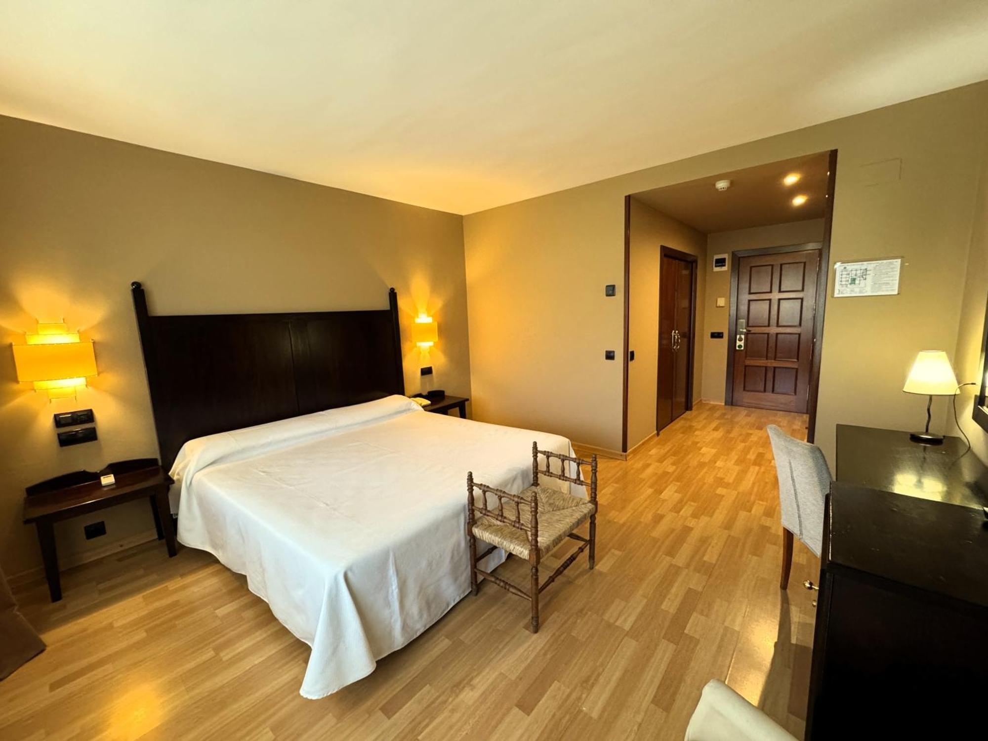 Hotel Cotiella Campo  Eksteriør billede
