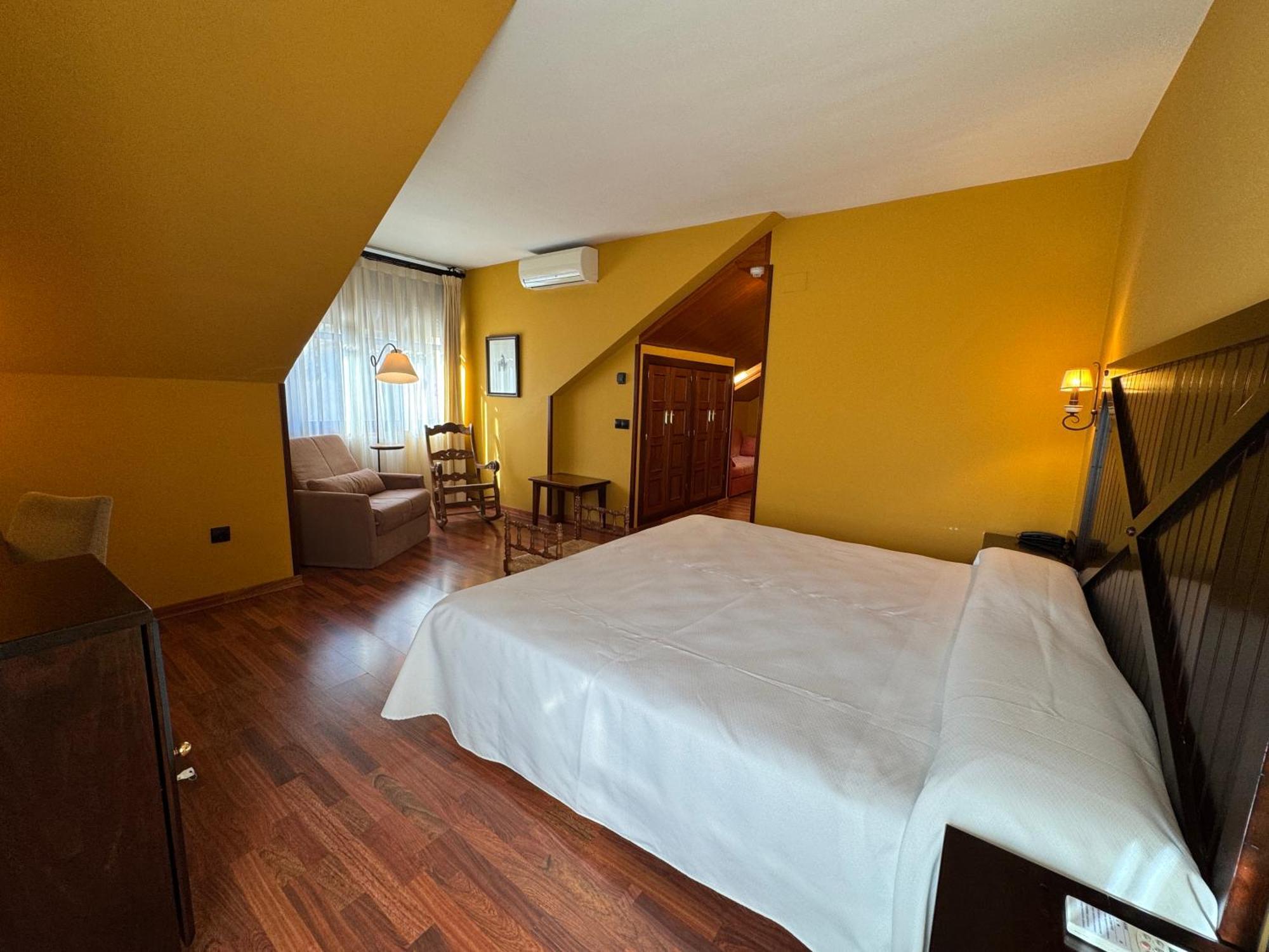 Hotel Cotiella Campo  Eksteriør billede