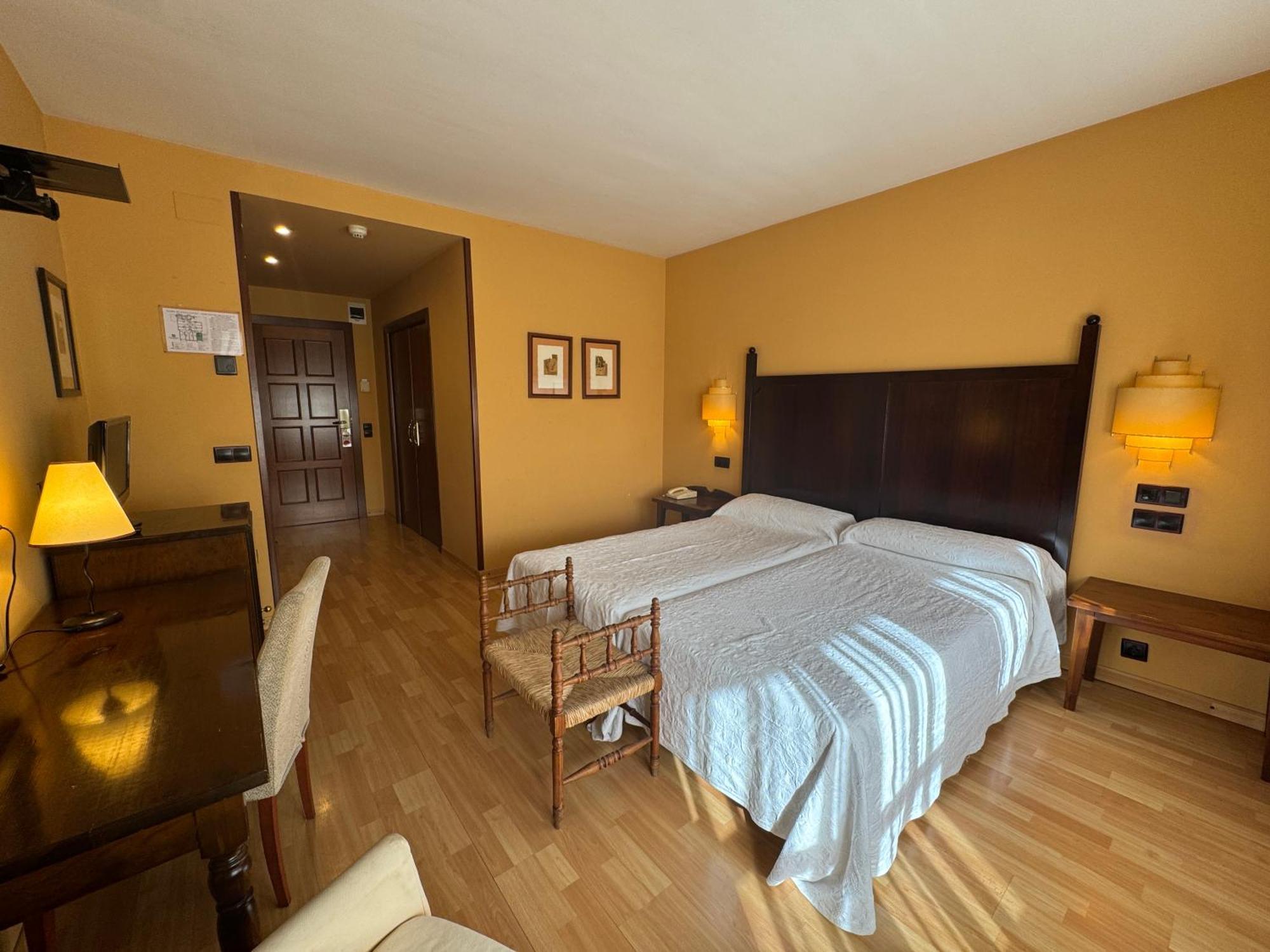 Hotel Cotiella Campo  Eksteriør billede