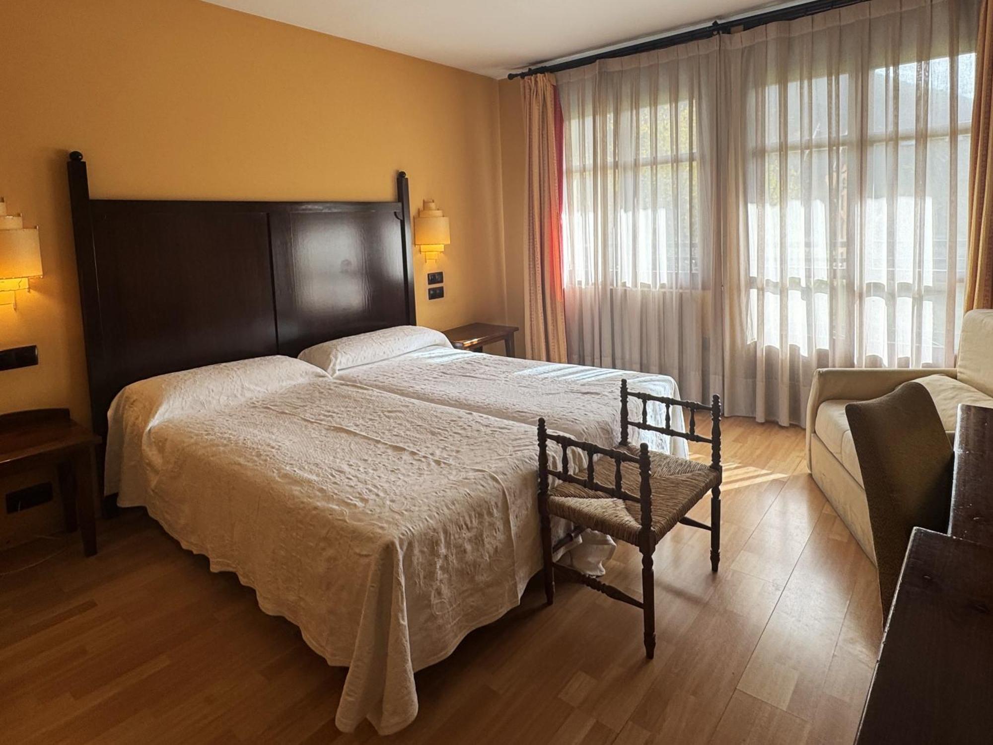 Hotel Cotiella Campo  Eksteriør billede