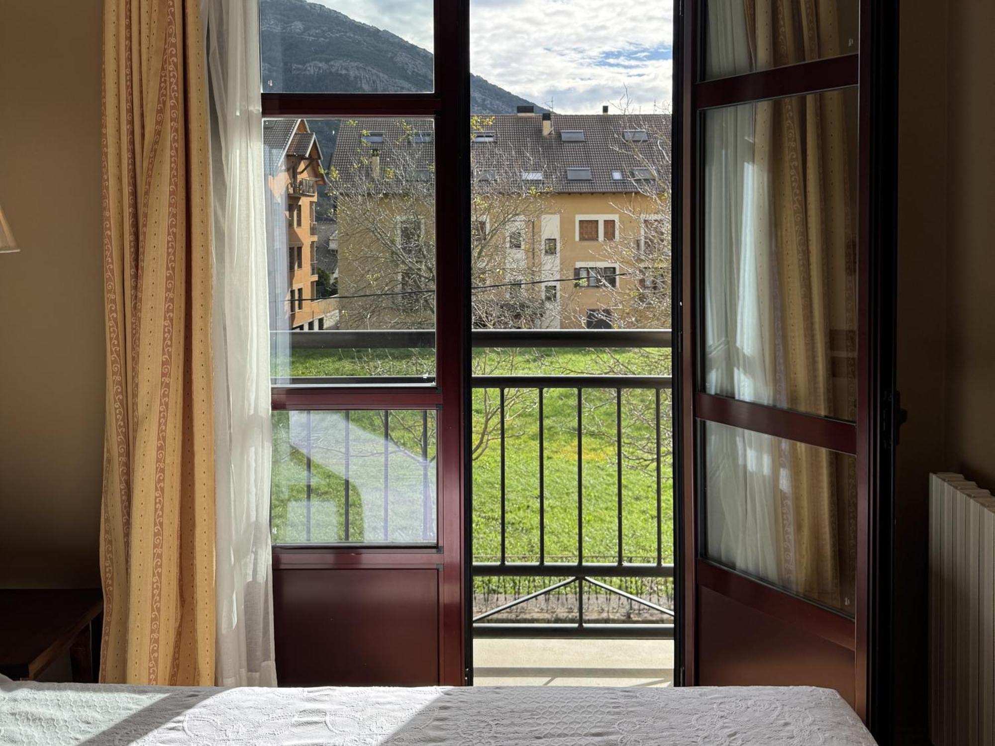 Hotel Cotiella Campo  Eksteriør billede